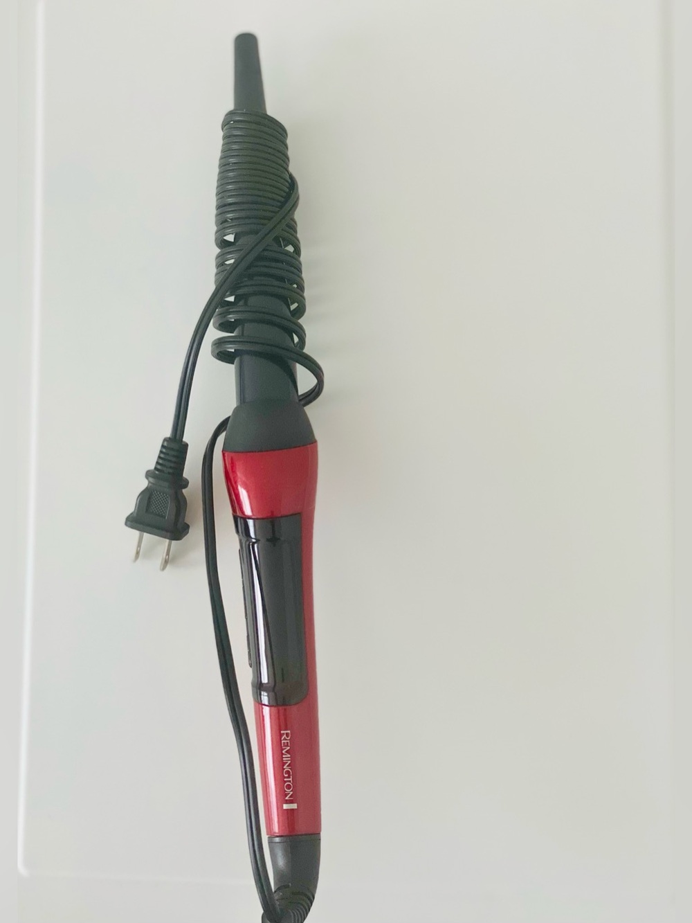 Remington Conical Curling Wand
(Vintage edition w/ minimalist core)